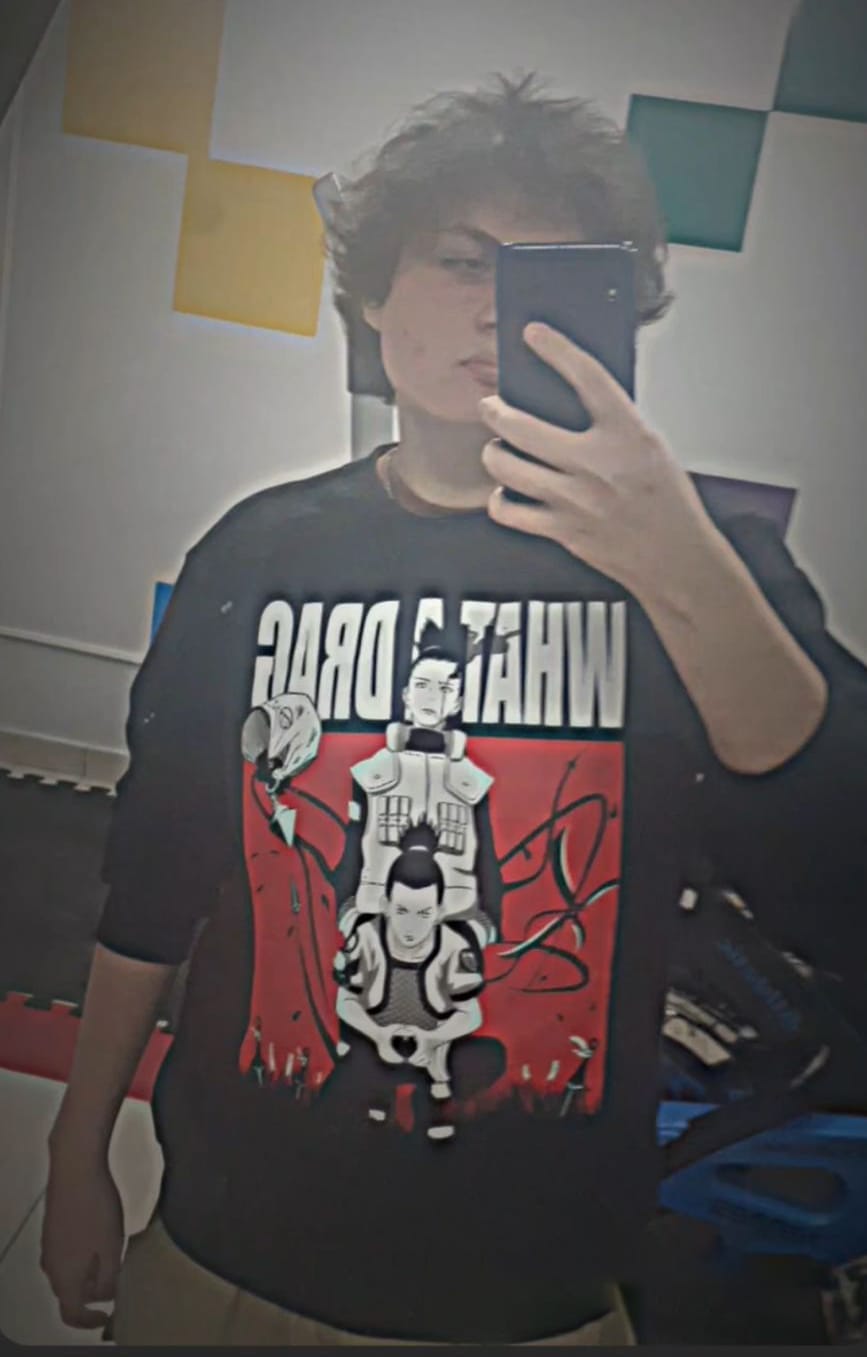 Customer photo review of Shikamaru Crewneck