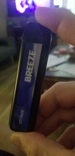 Customer photo review of Breeze Pro Disposable Vape