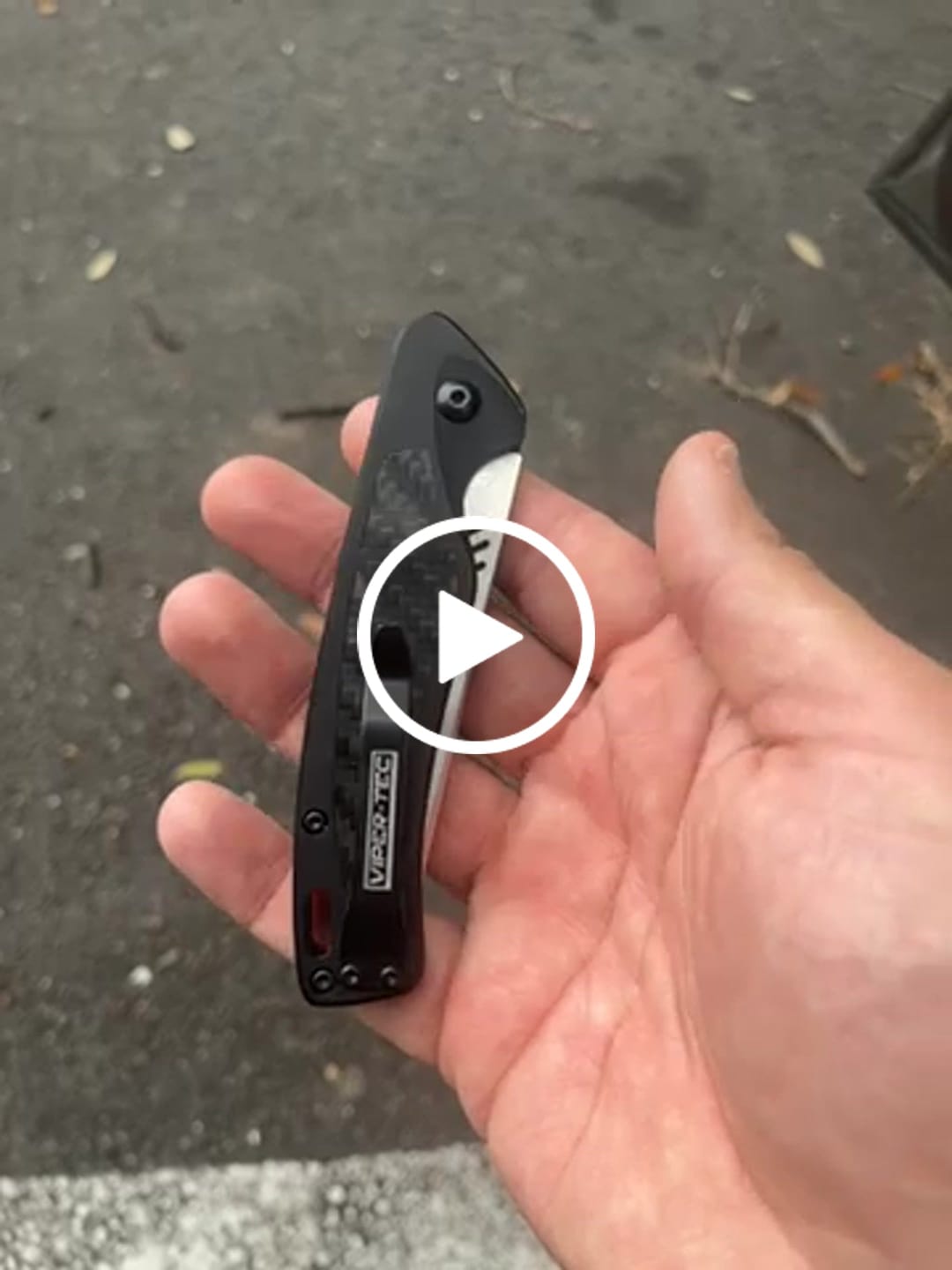 Customer video review of VT Stealth Automatic Switchblade Knife