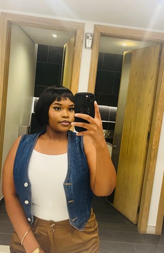 Customer photo review of 11a 6” Asian fringe bob cut