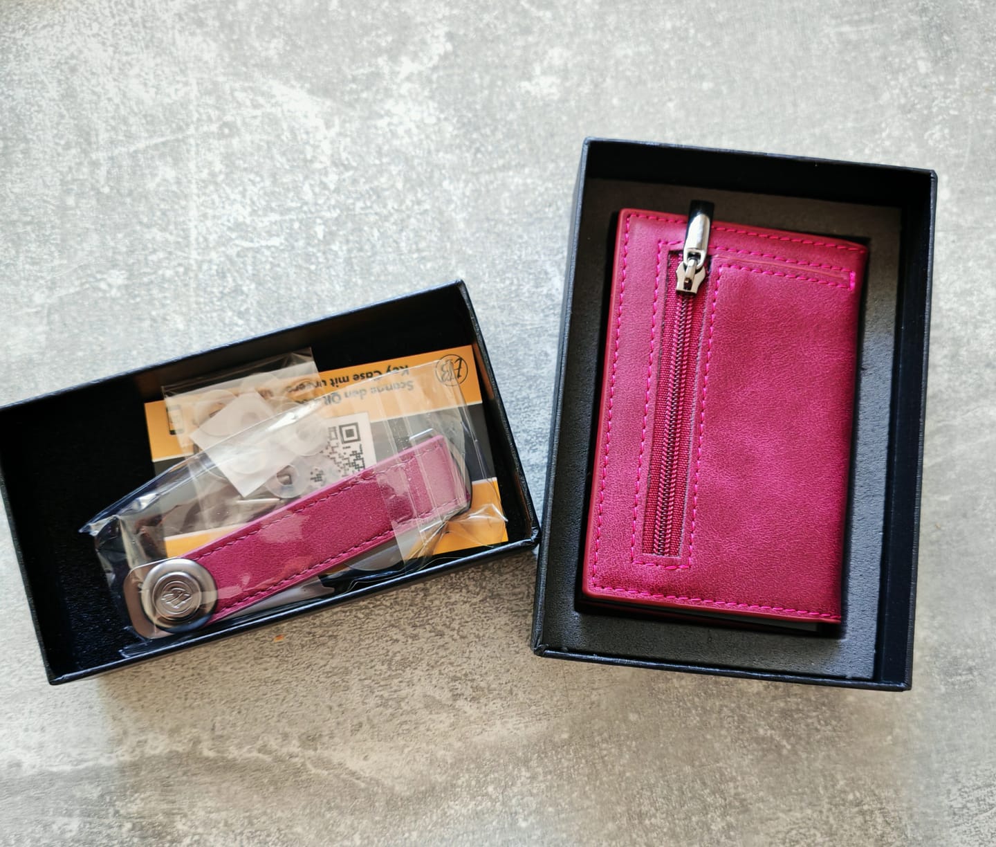 Customer photo review of Smart Wallet 3.0