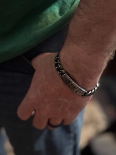 Customer photo review of Never Surrender 1776 Cuban Link Bracelet: Helps Pair Veterans With A Service Dog Or Shelter Dog