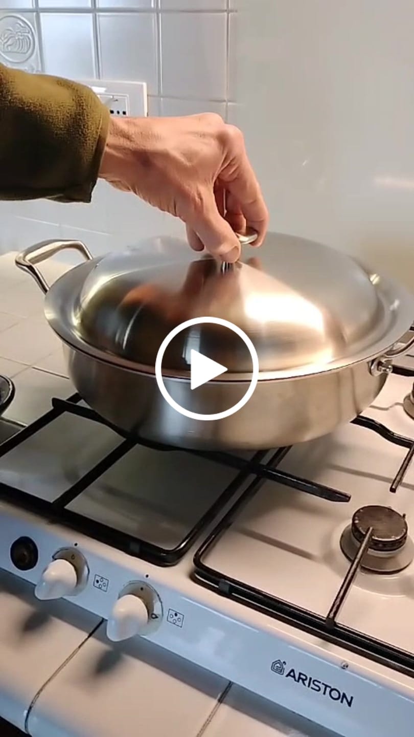 Customer video review of Casseruola ∅ 30 cm - Superficie di cottura di puro titanio