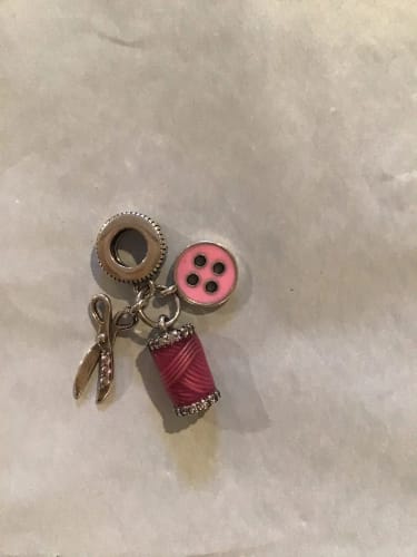 undefined review of 925 Sterling Silver Sewing Set Charm image 1 out of 1