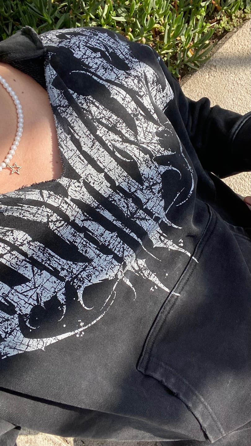 Customer photo review of 5082 - Anarchy Hoodies