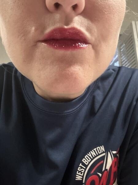 Customer photo review of HoneyNoir - Lip Stain