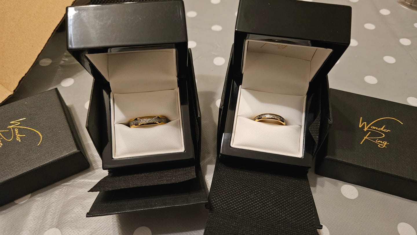 Customer photo review of The Golden Steel Wonder Ring Set