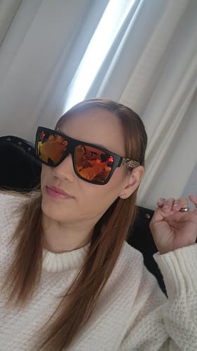 Customer photo review of Mis Raíces Orange