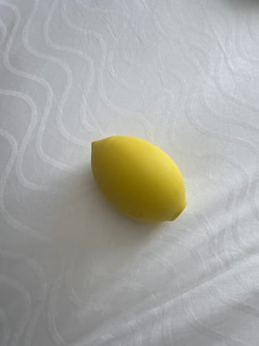 Customer photo review of Lem Clitoral Massager