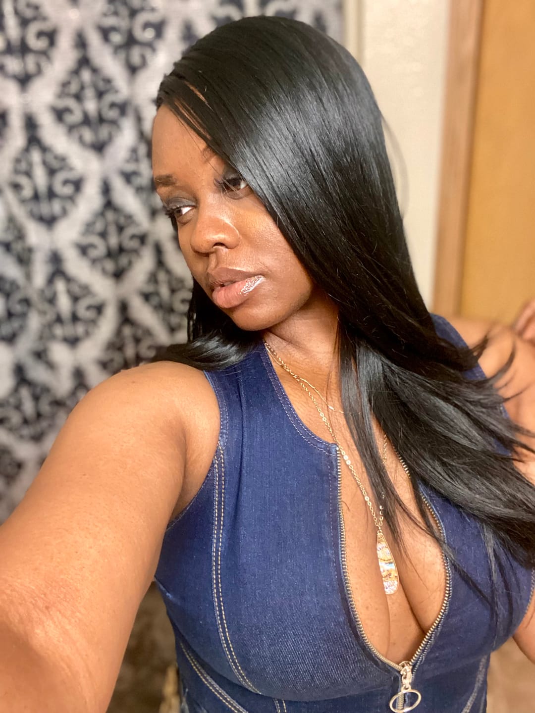Customer photo review of Sensationnel Dashly Synthetic Lace Front Wig - LACE UNIT 10
