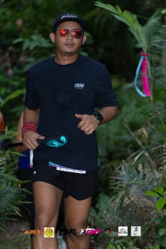 Customer photo review of Ciele U ORTShirt Athletics Whitaker Running Shirt