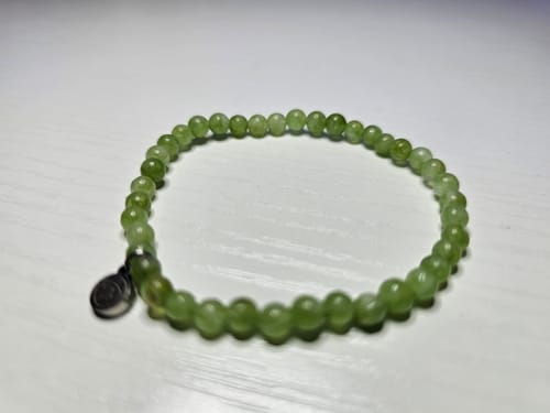 Customer photo review of Peridot Bracelet Mini