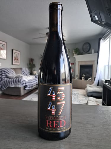 Customer photo review of Pinot Noir '45 + 47'