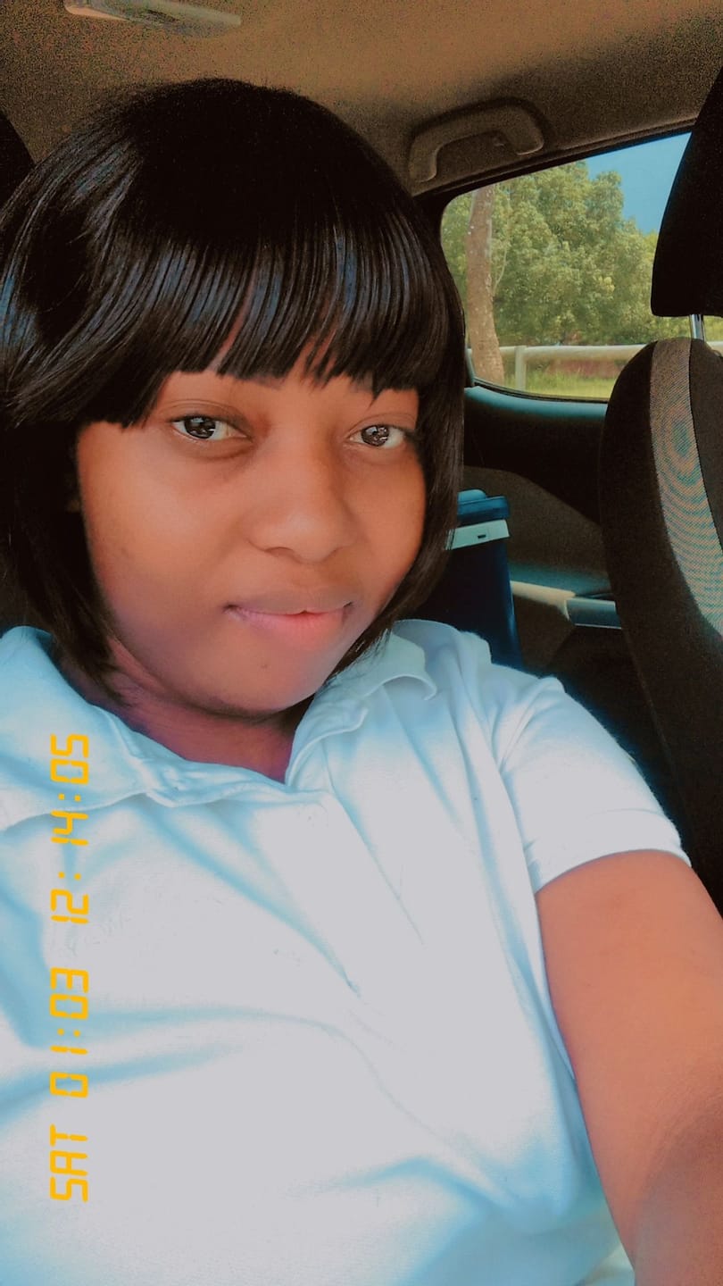 Customer photo review of NALEDI - Brazilian Fringe Bob