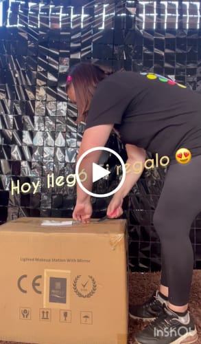 Customer video review of Maleta de Maquillaje o Peluquería Profesional con Luces y Parlantes Tamaño S