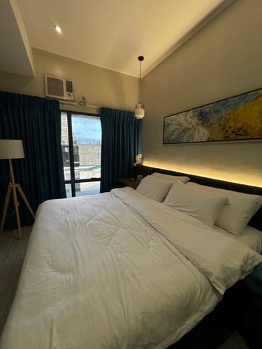 Customer photo review of Plain White