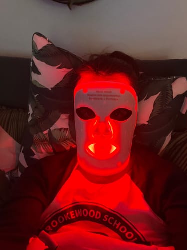 Customer photo review of LuminaLux Rejuvenate - 4 Color LED Mask