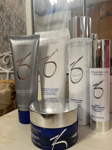 金川 review of ゼオスキンヘルス｜乾燥対策フルセット（クリーム・日焼け止めが選べるセット） image 1 out of 1