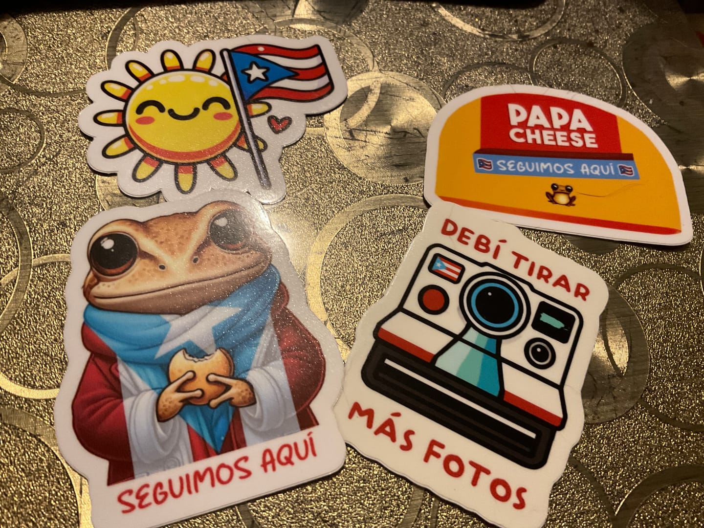 Customer photo review of Sol de Puerto Rico (Sticker Laminado)