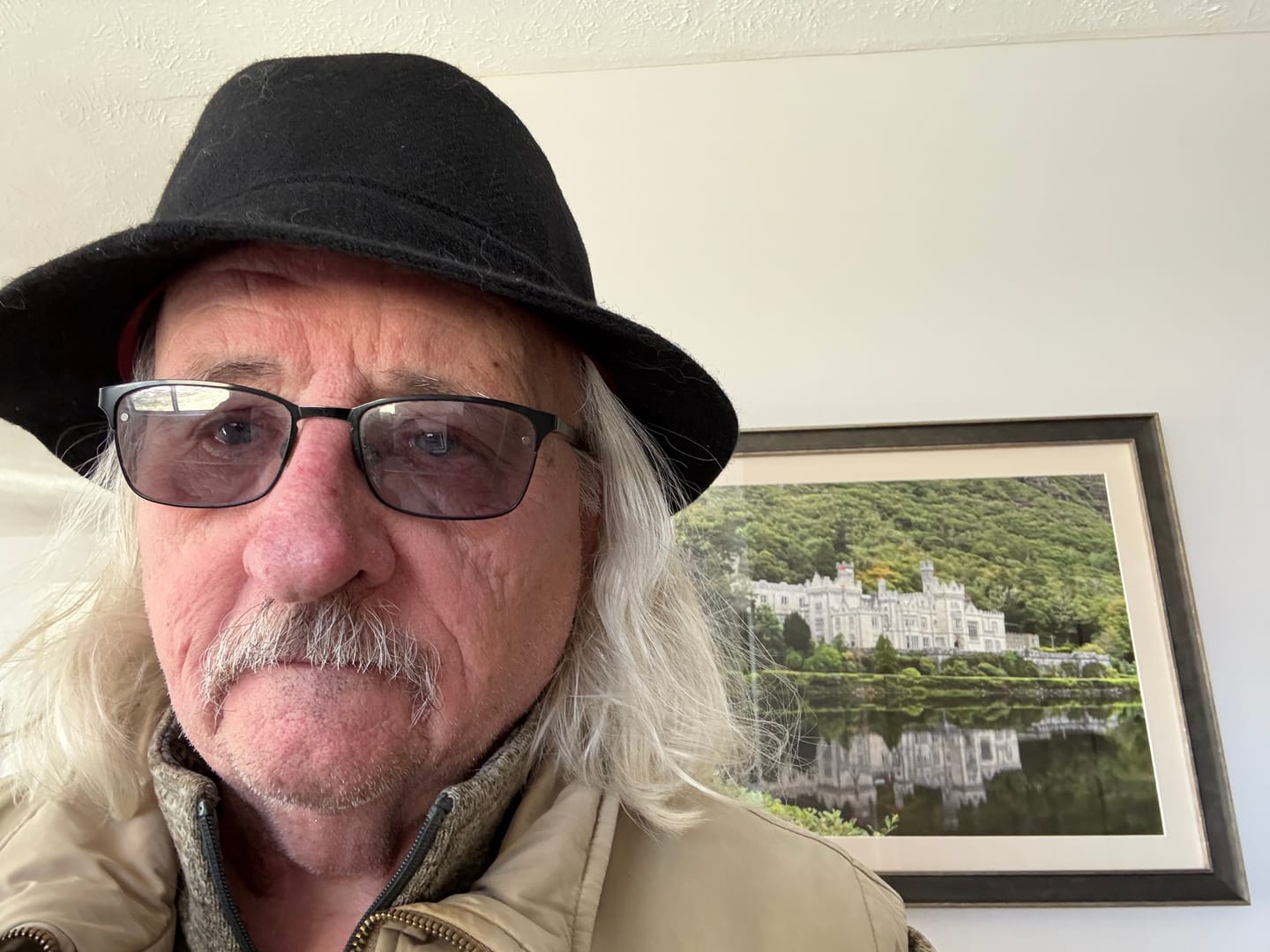 Customer photo review of Walking Hat Tweed