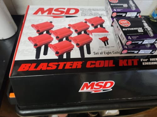 Customer photo review of NGK Spark Plugs HEMI (5.7L, 6.4L)