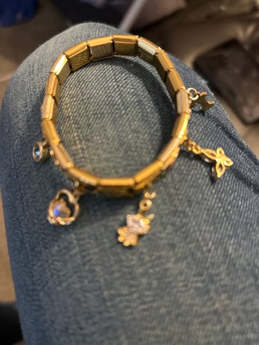 Customer photo review of Letter (I)