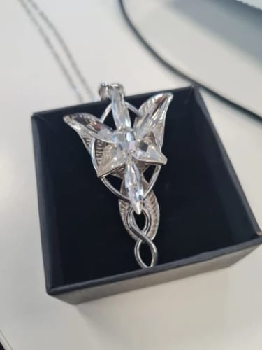 Customer photo review of Evenstar 925 Silver Necklace