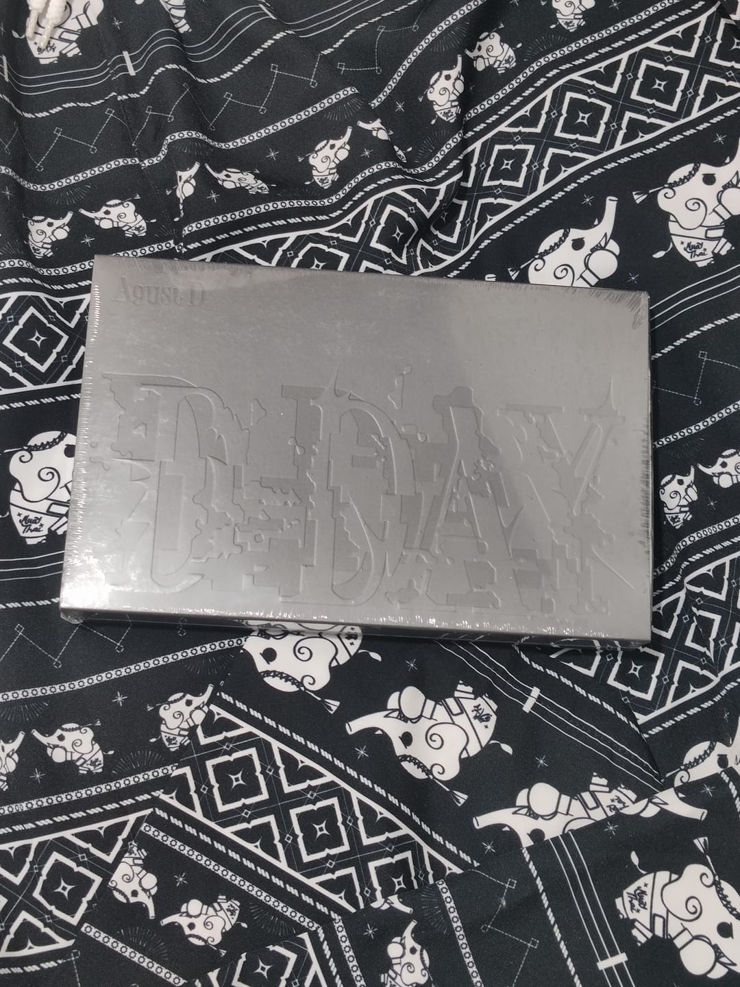 Customer photo review of BTS SUGA - D-DAY 1ST SOLO ALBUM