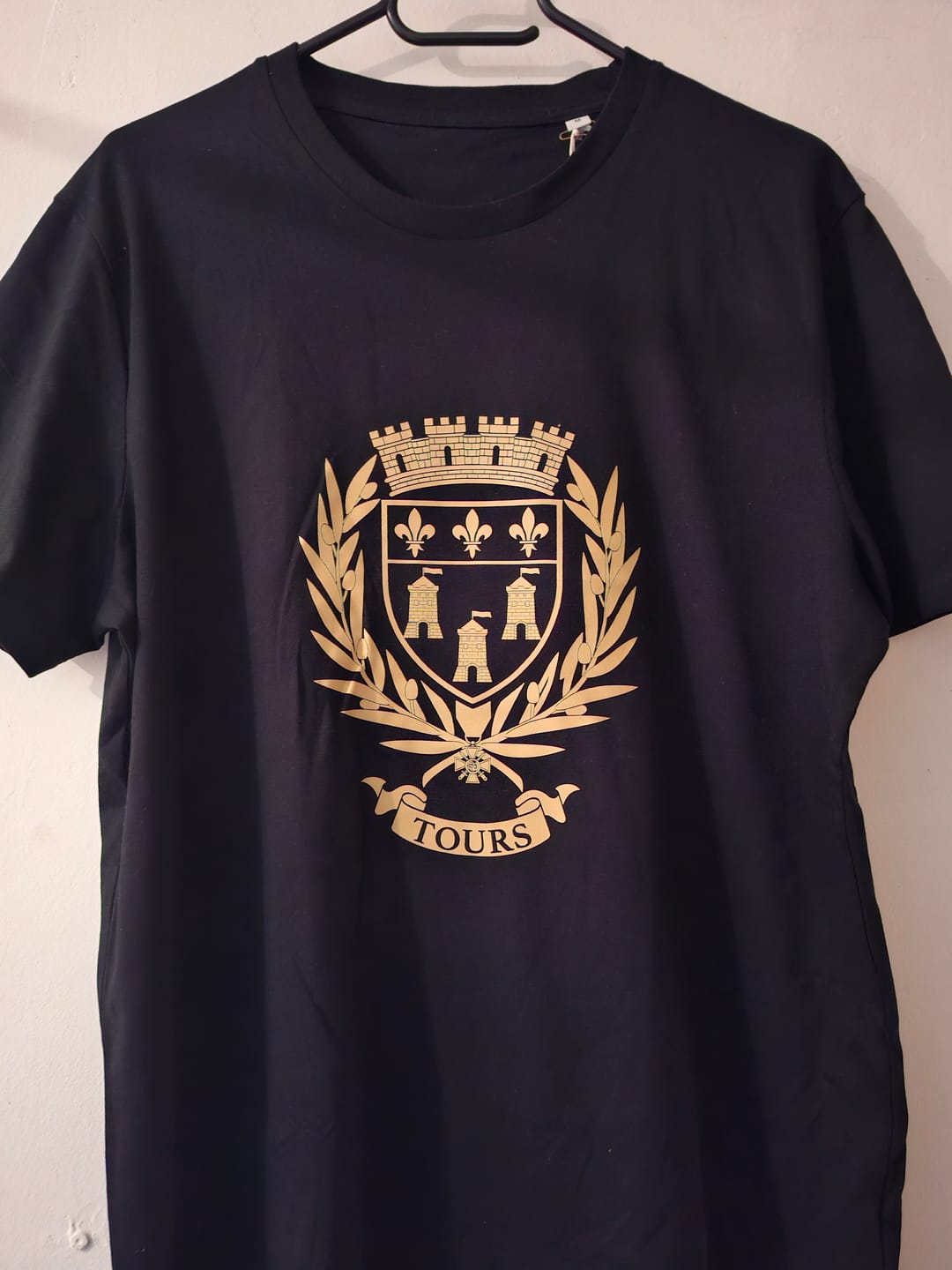 Customer photo review of T-shirt - Blason de Tours