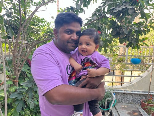 Customer photo review of 1-2 Yrs Unisex-22" Chest