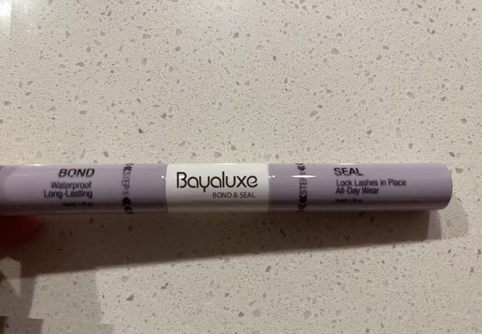 Customer photo review of 3-in-1 Lash Bond & Seal & Remover（Black Bond）