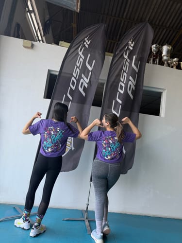 Customer photo review of GIRL POWER - MUJER