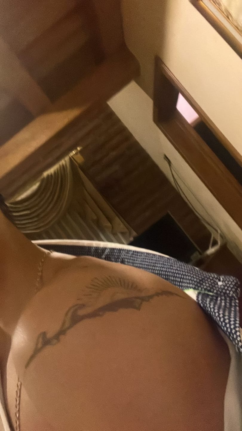 Customer photo review of Buen amanecer - 1 tatuaje mediano al azar