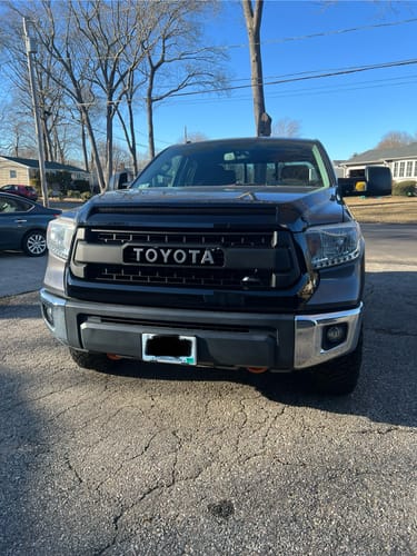 Customer photo review of TRD Pro Style Front Grille for Toyota Tundra 2014-2018