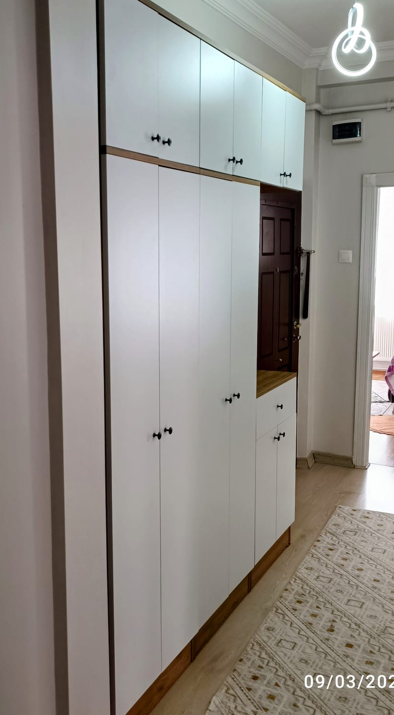 Customer photo review of Rani EA142 Portmanto Çekmeceli Aynalı Askılı Ayakkabılık Vestiyer Sepet Ceviz - Beyaz