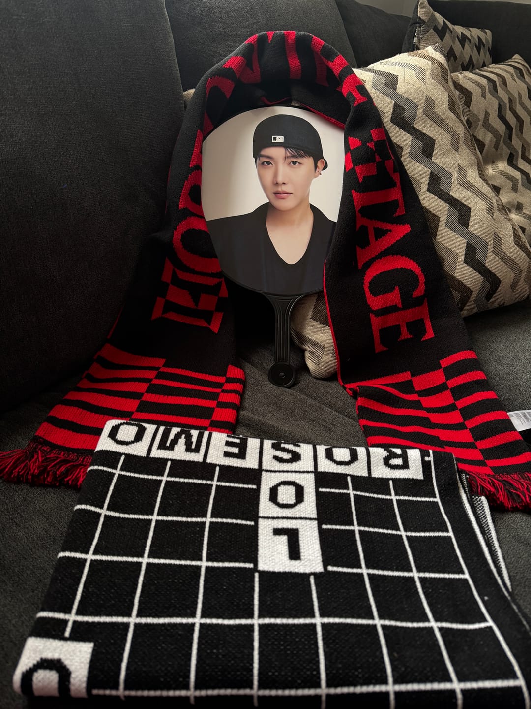 Customer photo review of BTS J-HOPE - HOPE ON THE STAGE OFFICIAL MD IMAGE PICKET