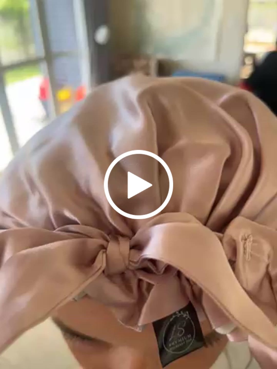 Customer video review of Large Double-Lined Adjustable Silk Hair Bonnet Turban - Pink