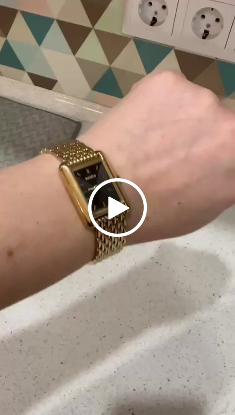 Customer video review of Olivia Gold Black