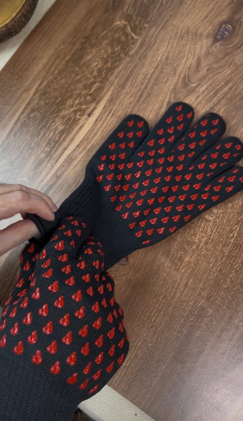 Customer photo review of Brander Butt Grabbin' Barbecue Gloves