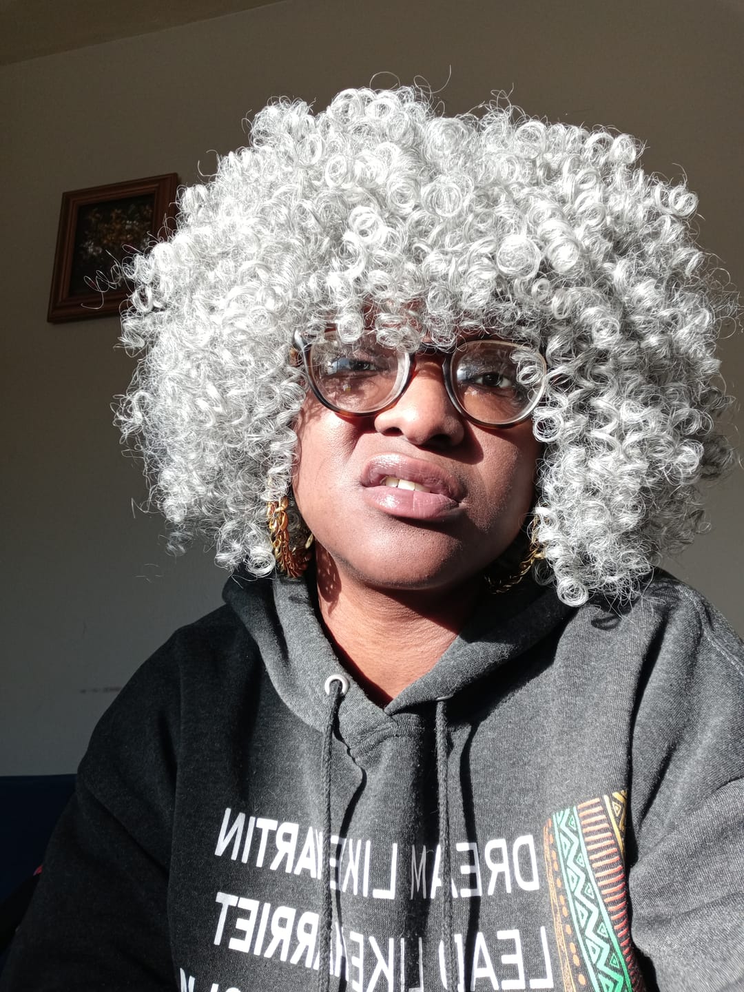 Customer photo review of Shake N Go Legacy Human Hair Mastermix Full Wig - ALEXANDRIA