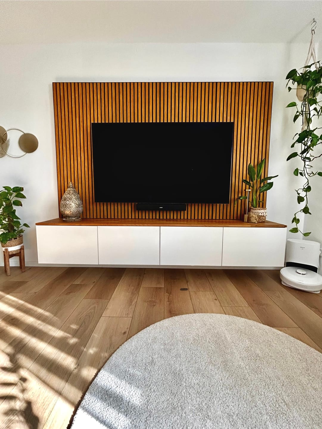 Customer photo review of Akustikpaneele Rustikale Eiche - 300 cm x 60 cm