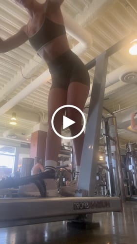 Customer video review of Scoop Bra (Contrast Bra)-Final Sale