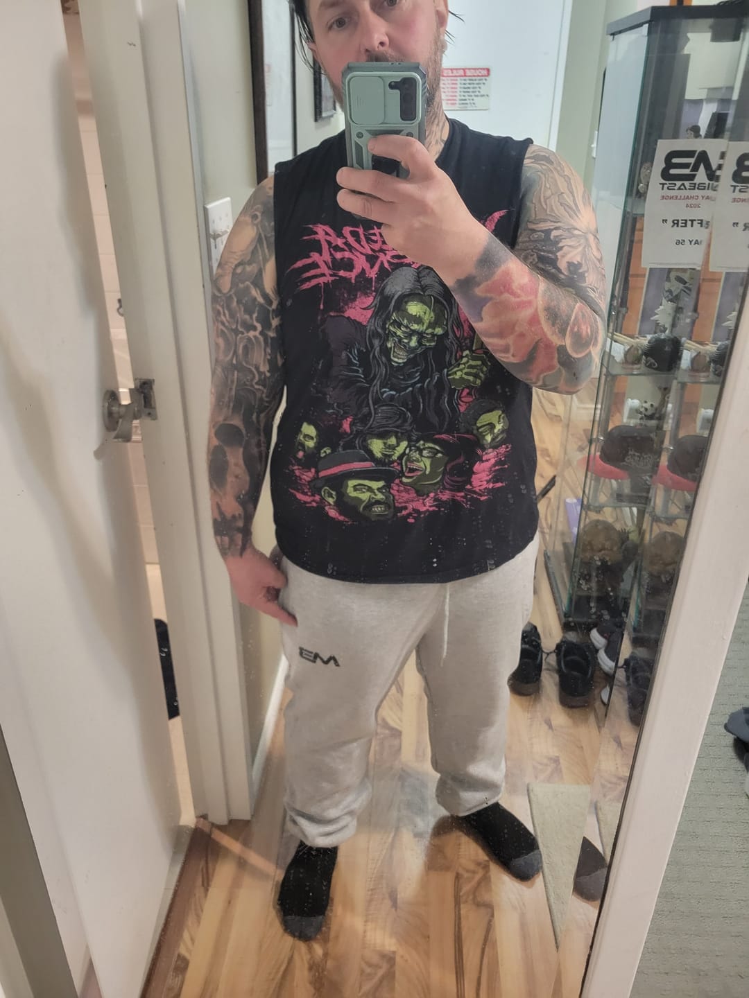 Customer photo review of Boyfriend Joggers