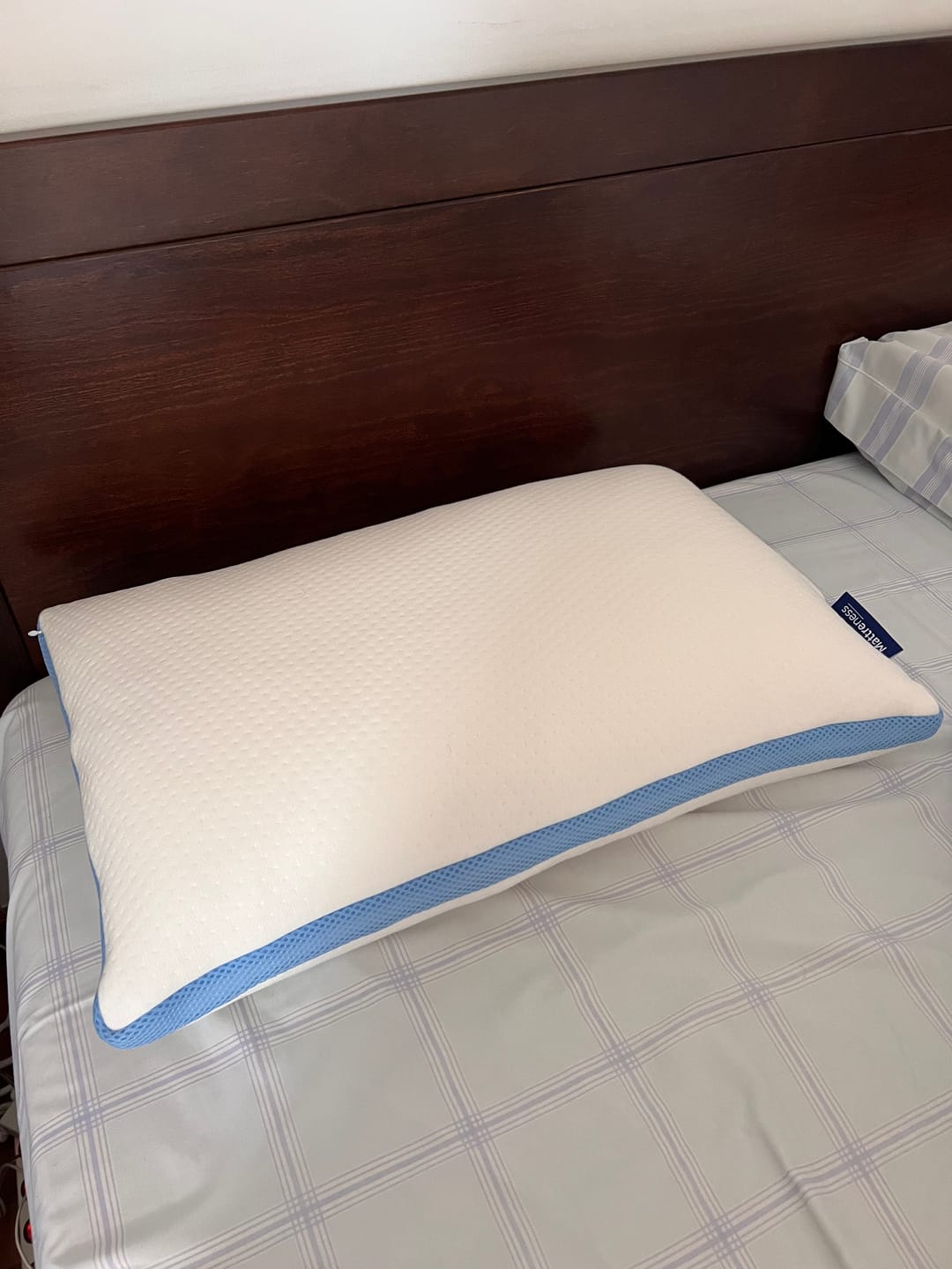 Customer photo review of Almofada Alta que Adapta Posição de Sono | M-Cloud