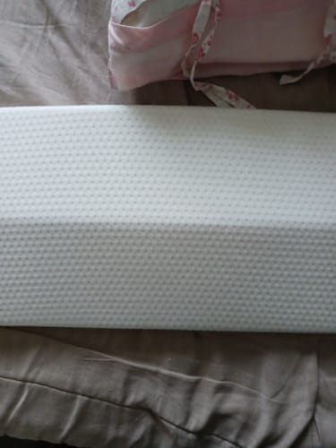 Avis photo d'un client sur Coussin Orthopédique Lombaires Cellsius - Soulage les douleurs dorsales