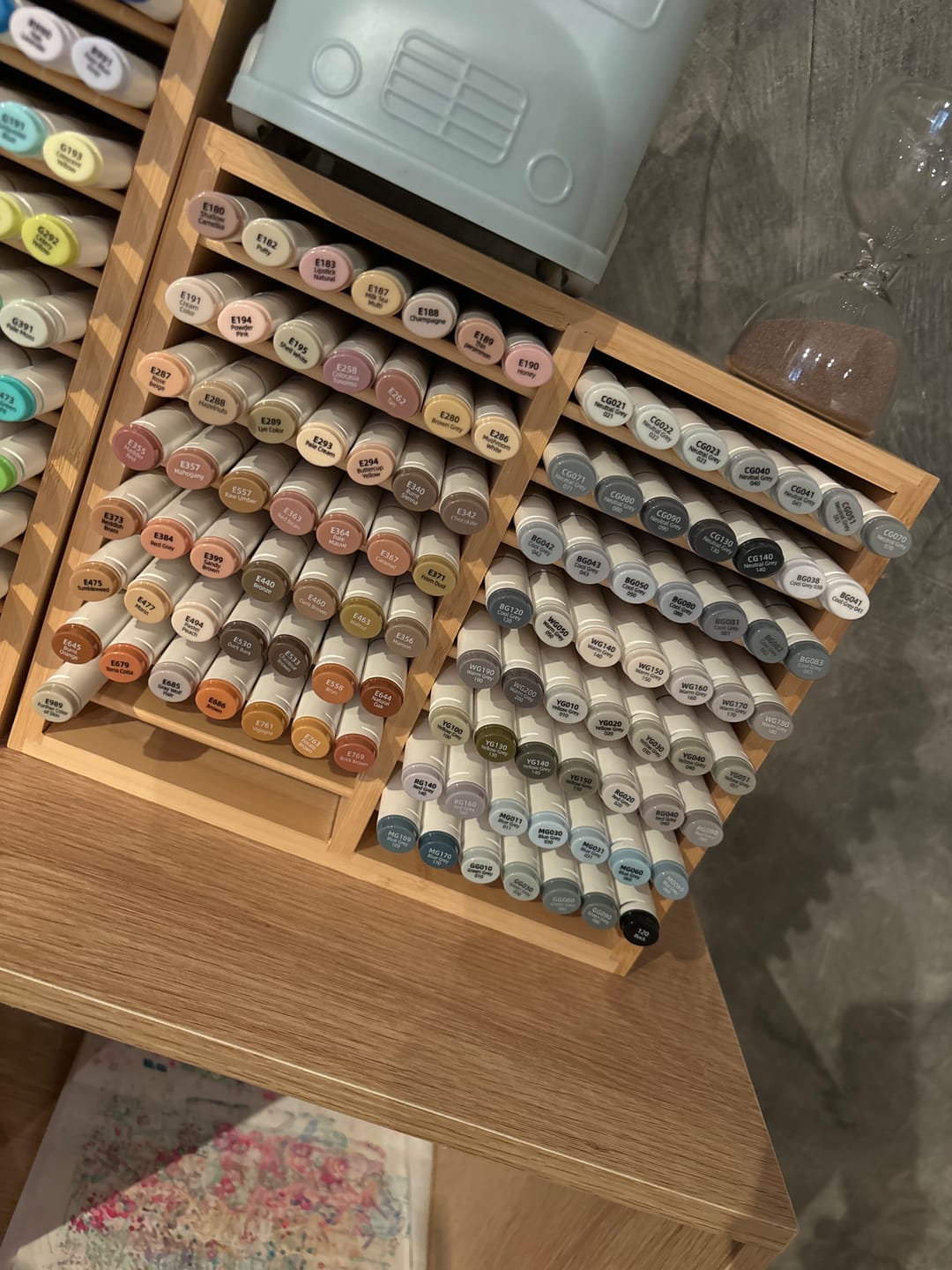 Customer photo review of Ohuhu Bamboo Marker Organizer (Europe Only)
