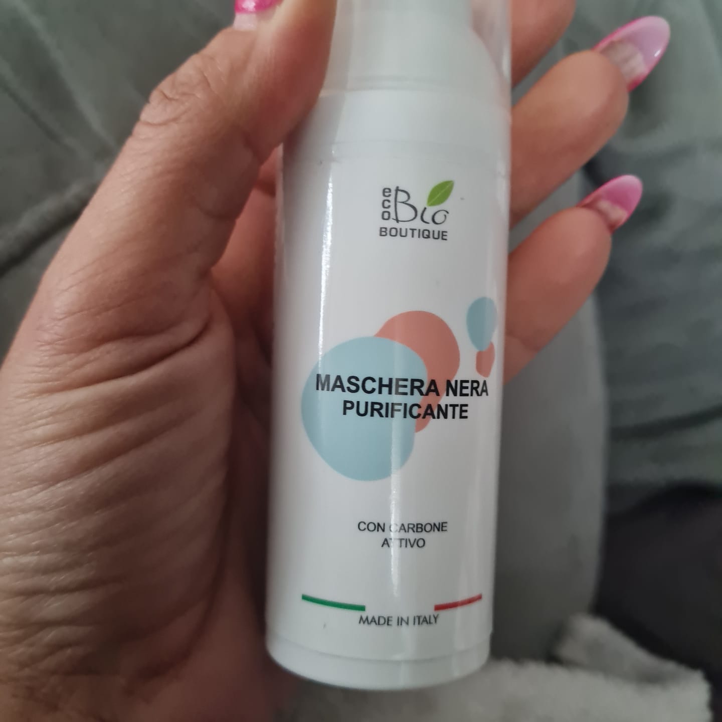 Customer photo review of Maschera Nera Purificante