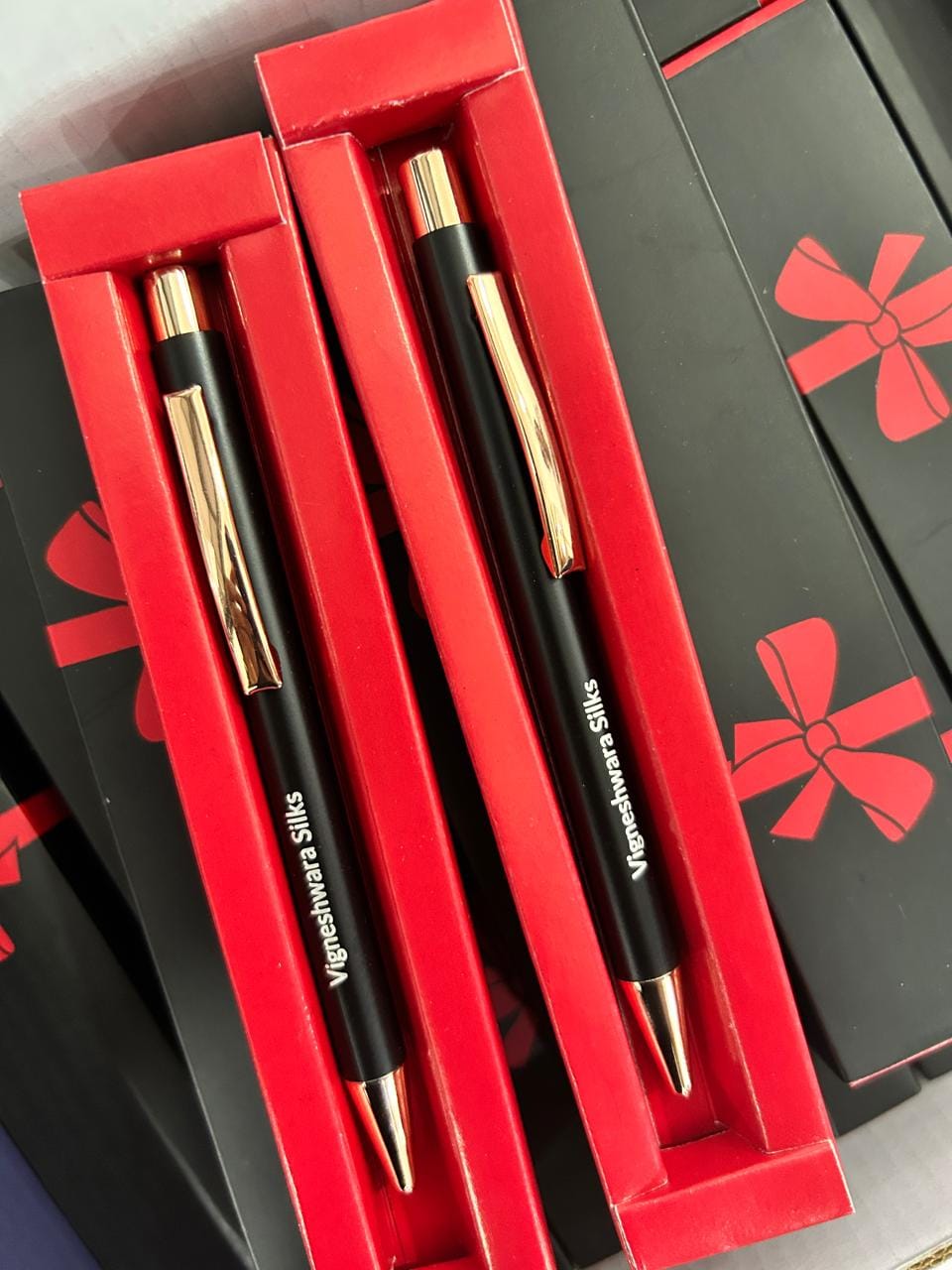 Customer photo review of Premium Metal Pen | Best Corporate Gift | PrintMine.in