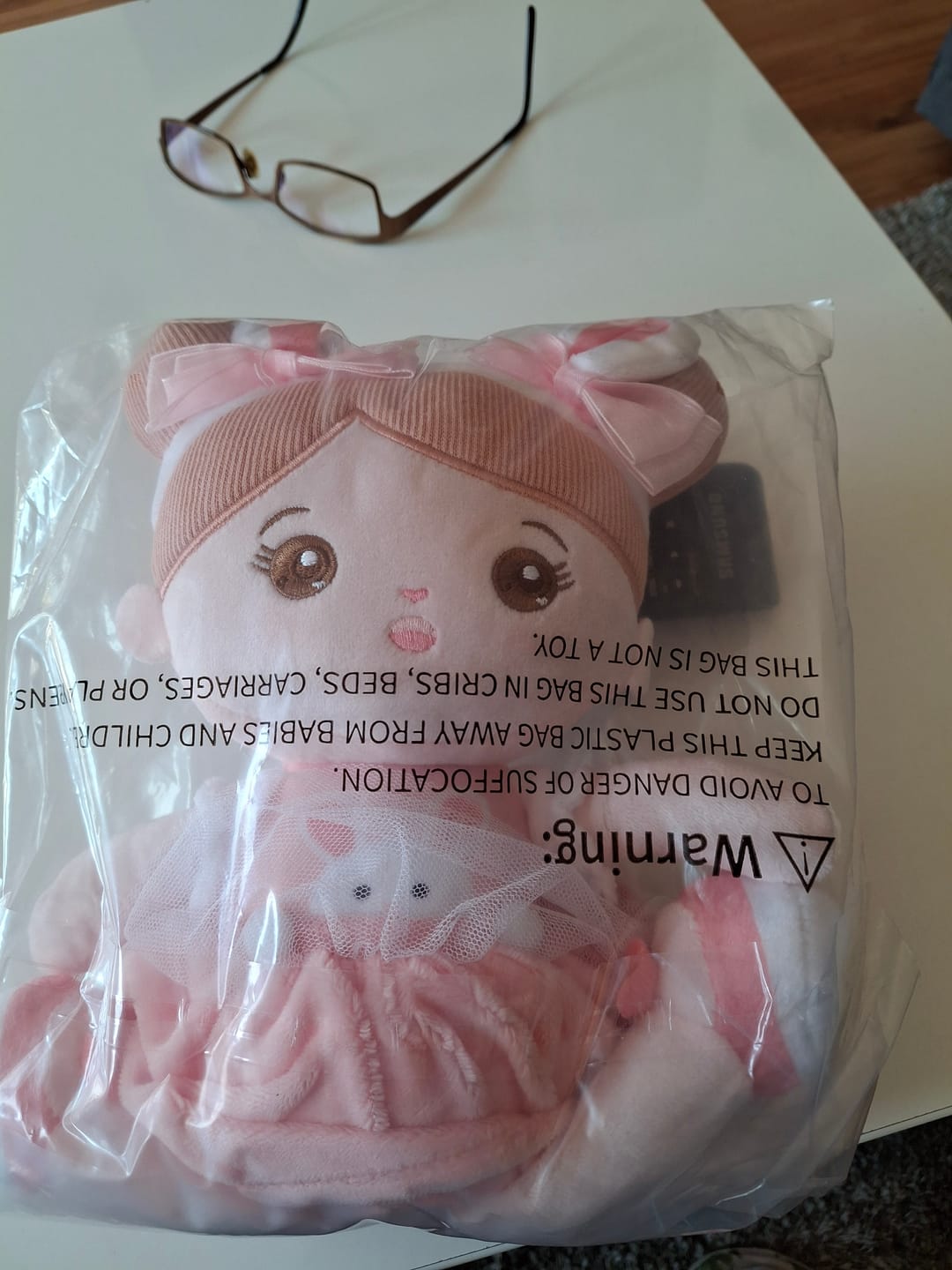 Customer photo review of Originelles Design Persönlichkeit süßes Mädchen Plüschpuppe-1