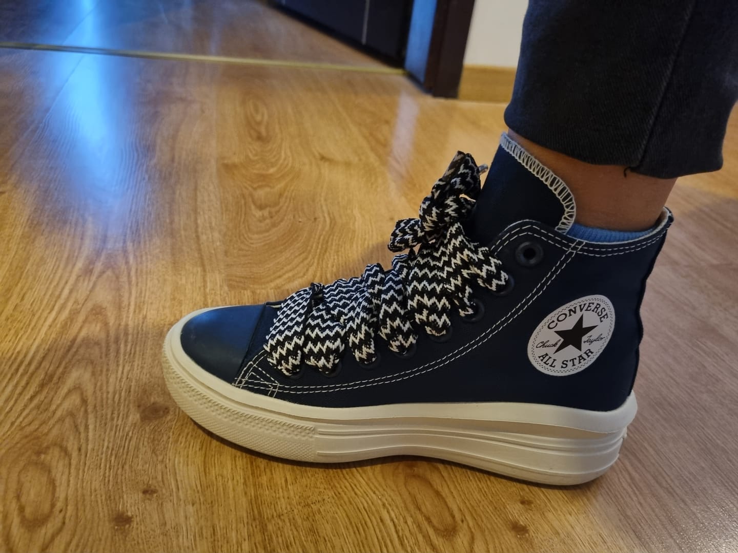 Customer photo review of Zapatillas Converse Chuck Taylor Move Hi Platform Azul Blanco